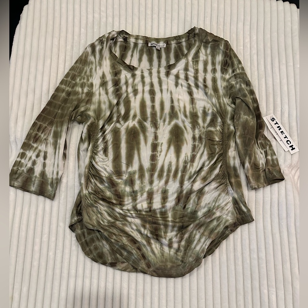 Women’s long sleeve